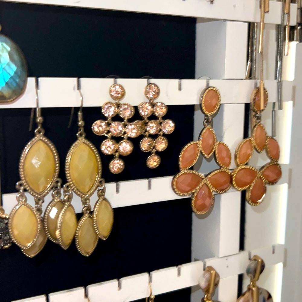 Earrings lot